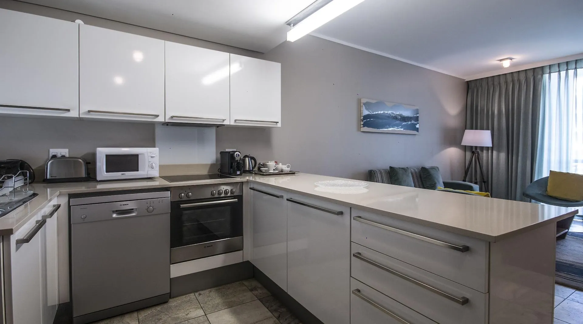 Aparthotel Aha Harbour Bridge Hotel & Suites Cape Town