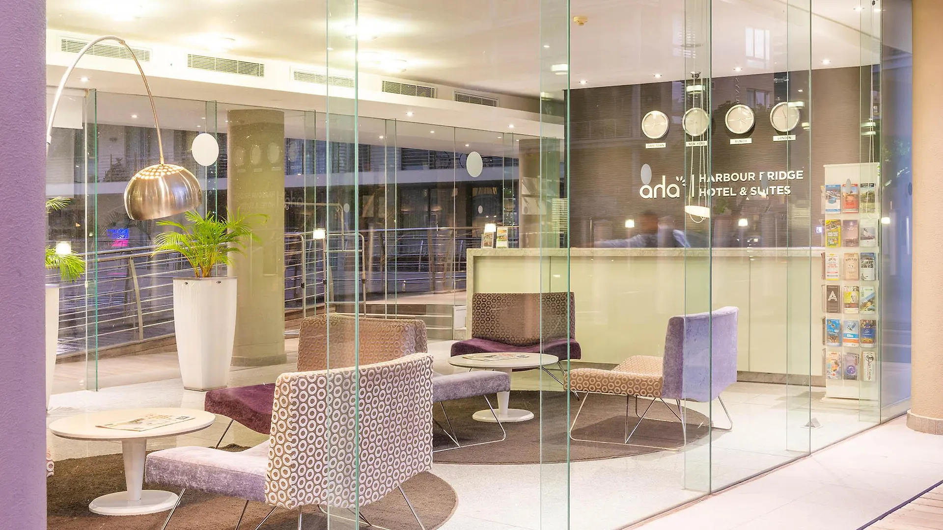 Aha Harbour Bridge Hotel & Suites Cape Town 4*,