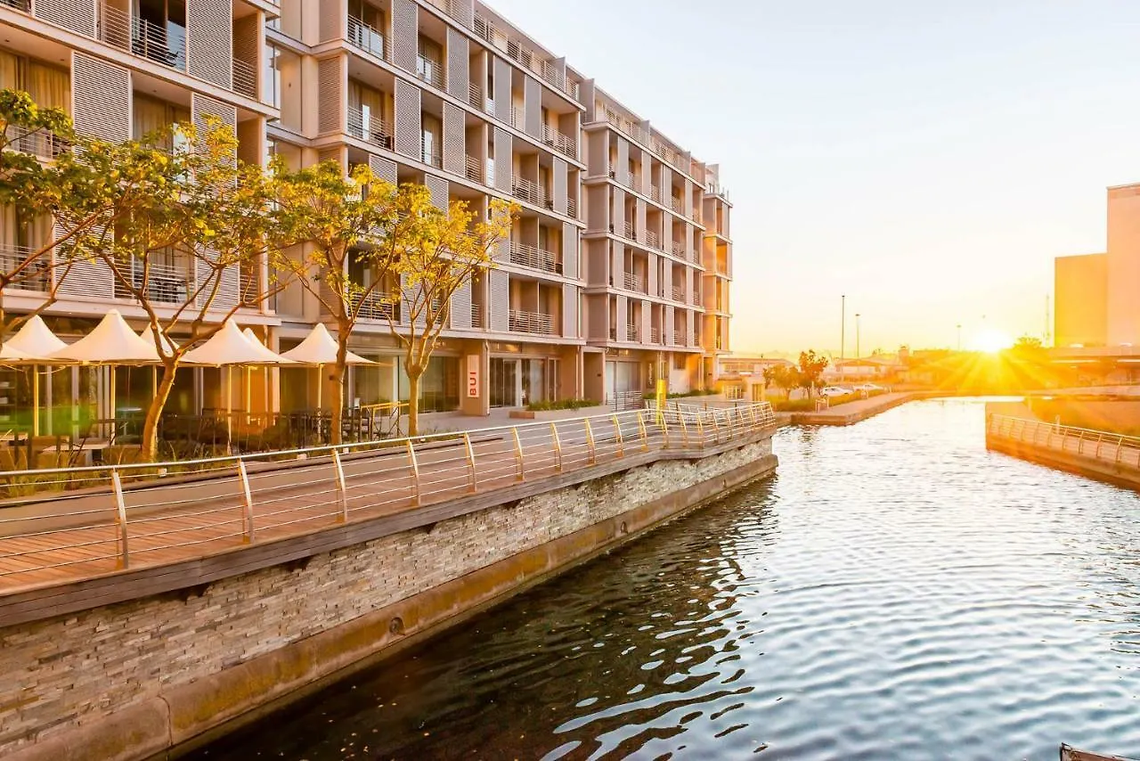 **** Aparthotel Aha Harbour Bridge Hotel & Suites Cape Town South Africa