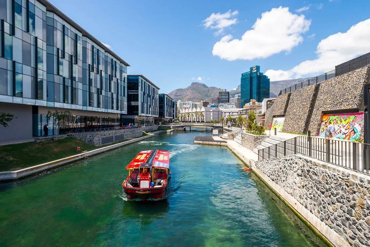 Aha Harbour Bridge Hotel & Suites Cape Town